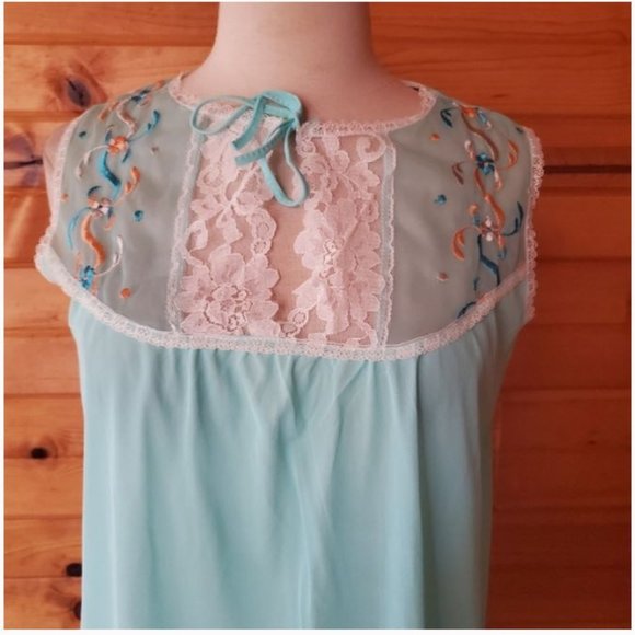 Vintage 60’s Sears Slip Nightie Embroidered Lingerie New With Original Tags! - Picture 2 of 6